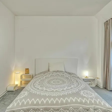 度假居 3 Bedroom Beautiful In *