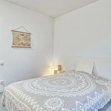 3 Bedroom Beautiful In 度假居