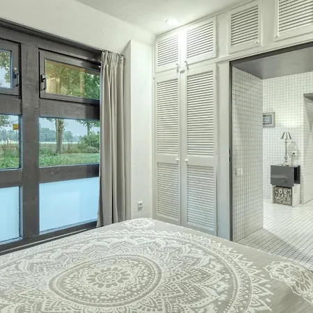 3 Bedroom Beautiful In 度假居 *