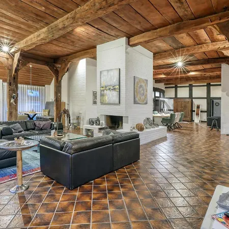 3 Bedroom Beautiful In Hüde